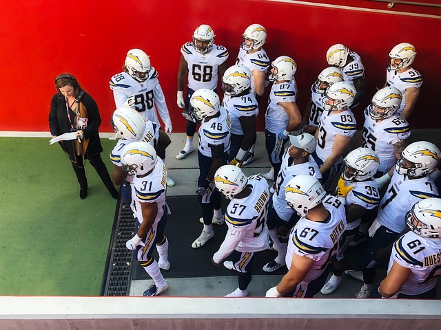 尤为令人期 尤为令人期